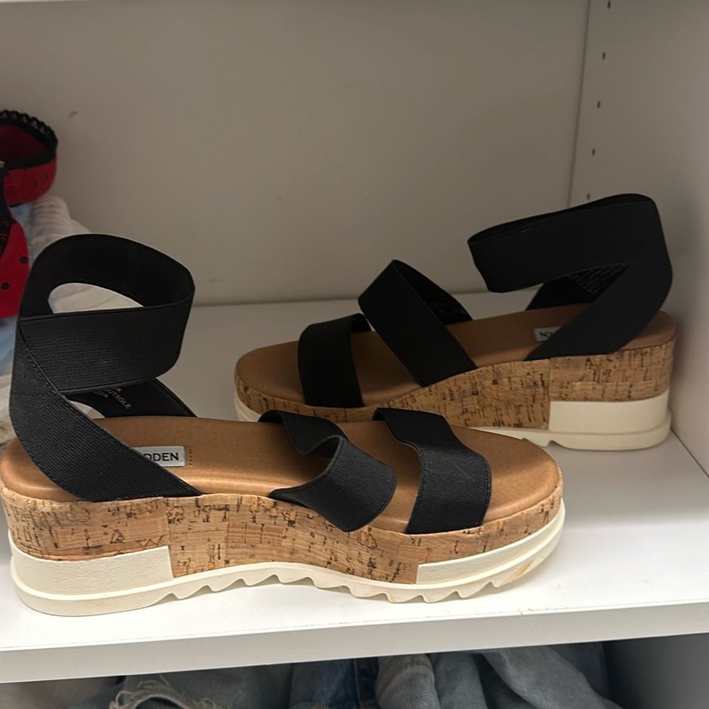 Steve Madden sandals